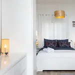 Live Burgado Apartmán *